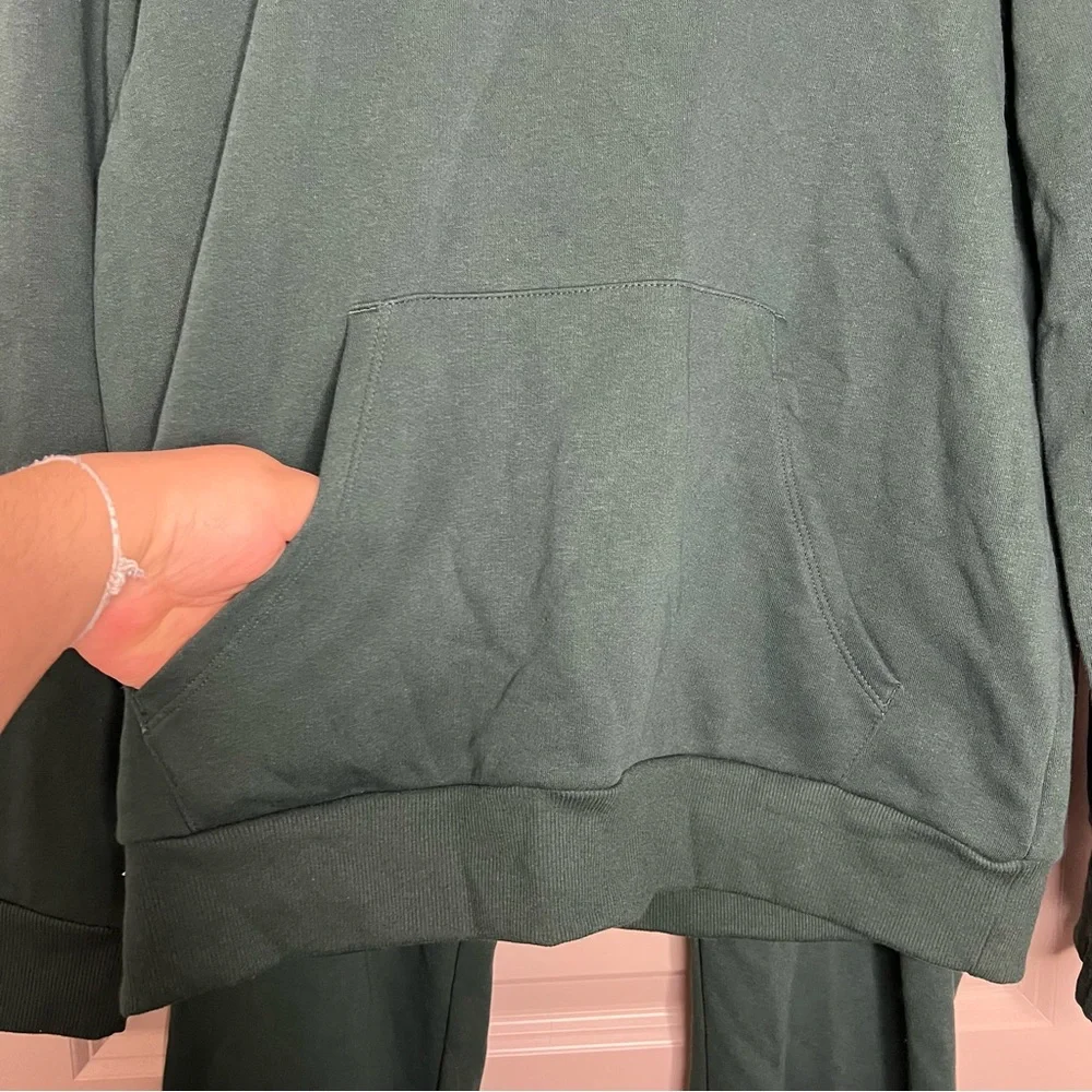 NWOT Joe Fresh two piece lounge wear set hoodie and jogging pants womenโs medium - Picture 6 of 14